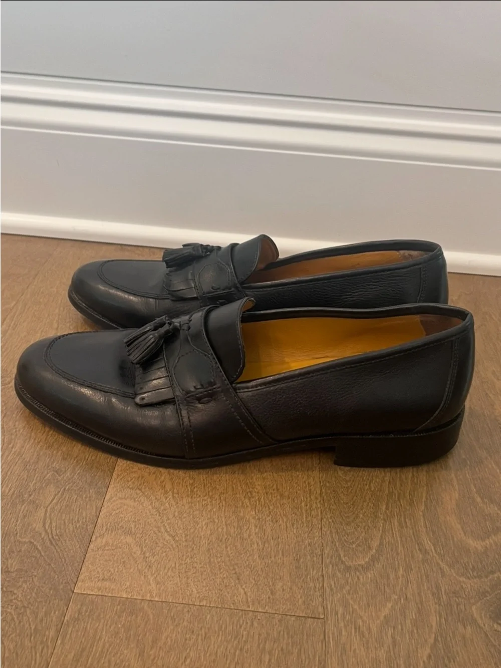 Johnston & Murphy Men's Classic Loafers Black / Size 9.5 M